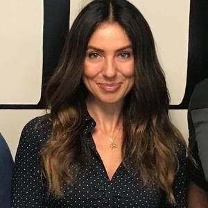 Meet your Posher, Maya